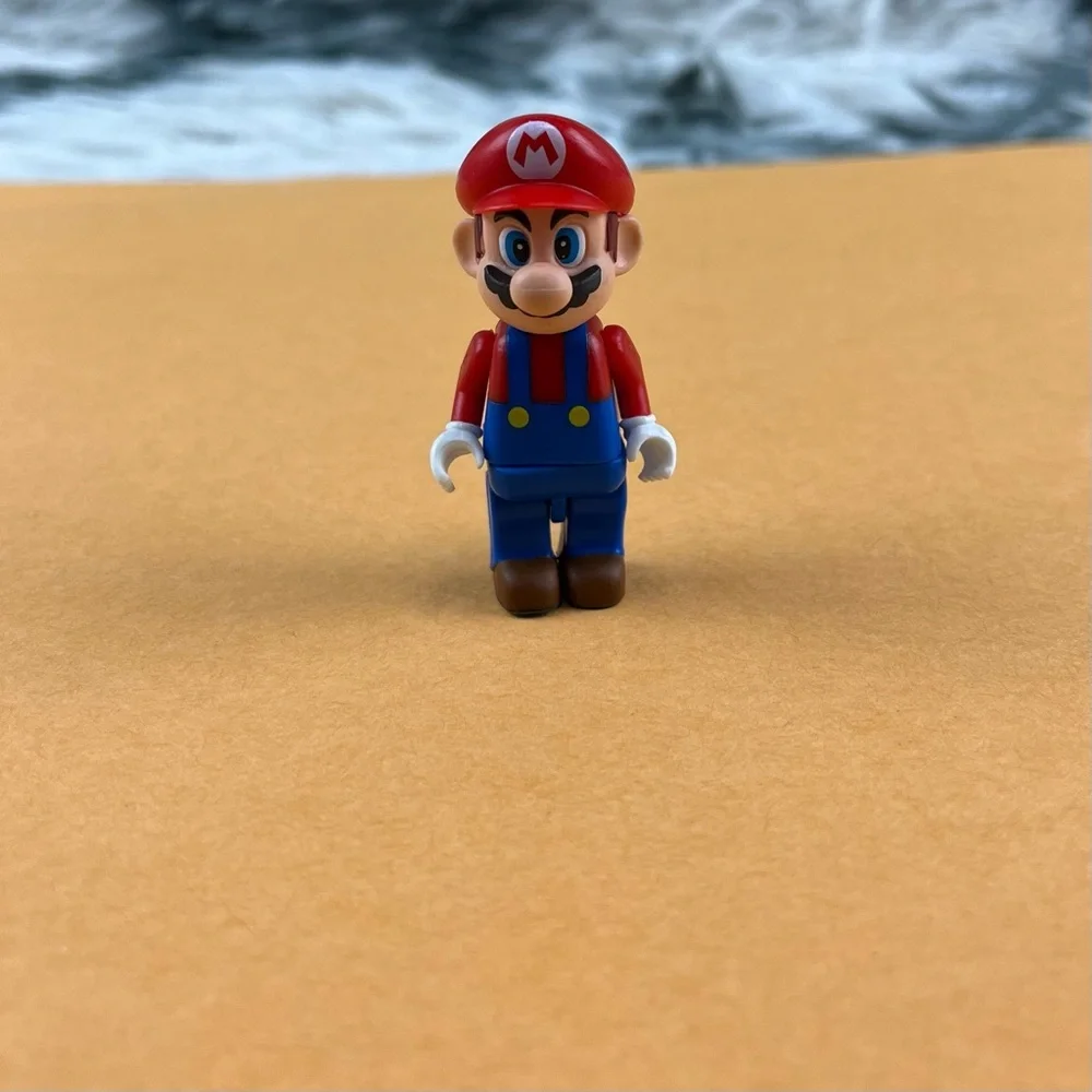 Nintendo Super Mario Bros Figure 2